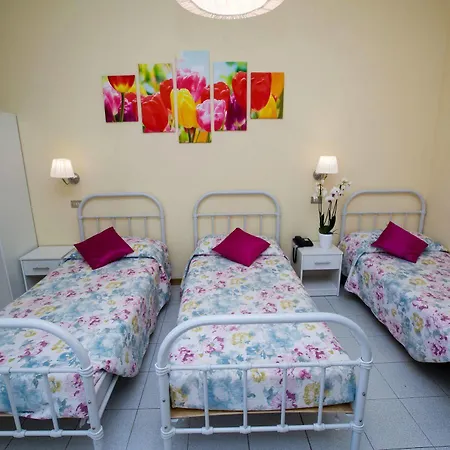 Arcoveggio Otel Bolonya