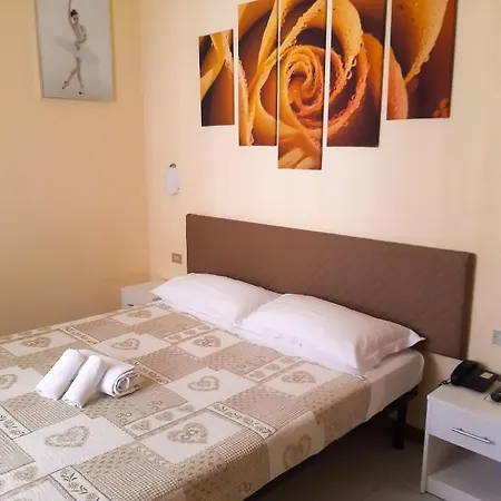 Arcoveggio Otel Bolonya