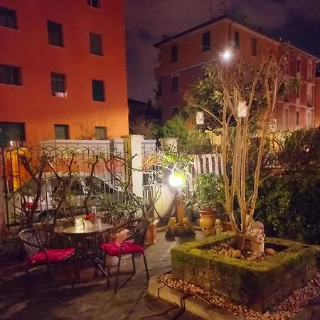 Otel Arcoveggio Bolonya