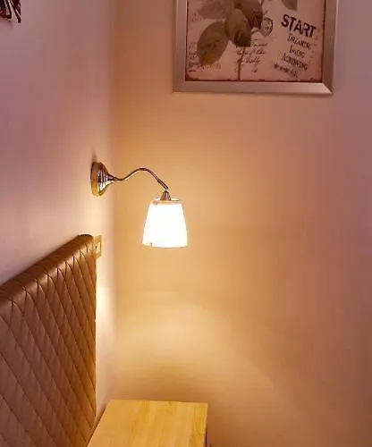 Arcoveggio Otel Bolonya